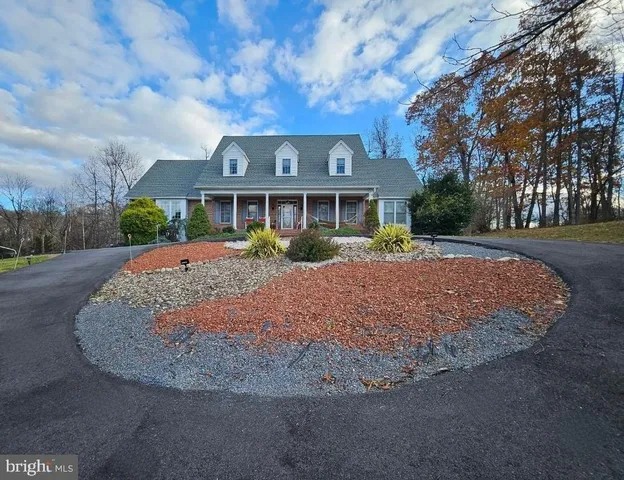 $699,900 | 461 Skylar Lanes Way, Winchester, VA 22603