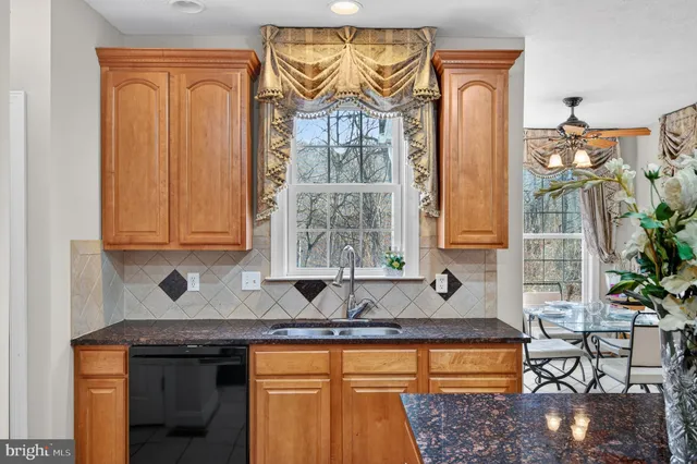 $699,900 | 461 Skylar Lanes Way, Winchester, VA 22603