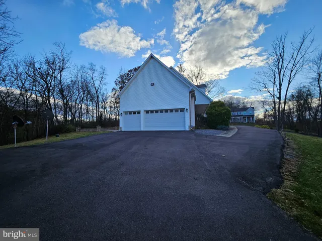 $699,900 | 461 Skylar Lanes Way, Winchester, VA 22603