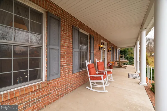 $699,900 | 461 Skylar Lanes Way, Winchester, VA 22603