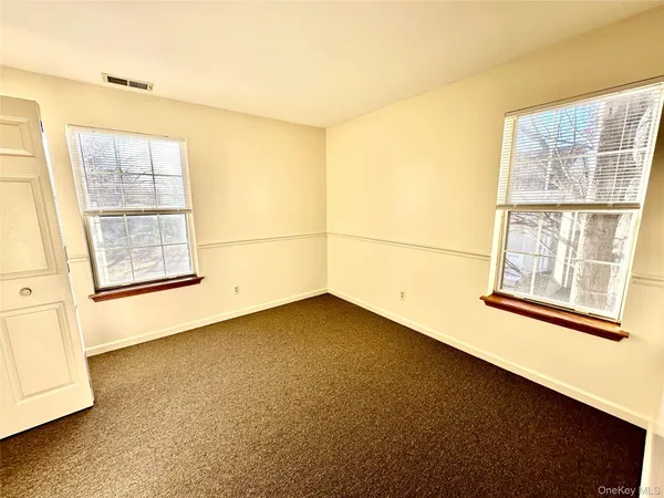 $3,200 | 66 Creekside Circle, Spring Valley, NY 10977