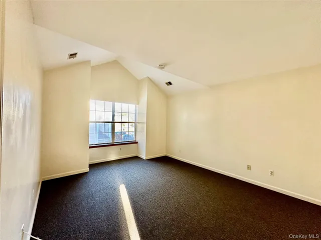 $3,200 | 66 Creekside Circle, Spring Valley, NY 10977