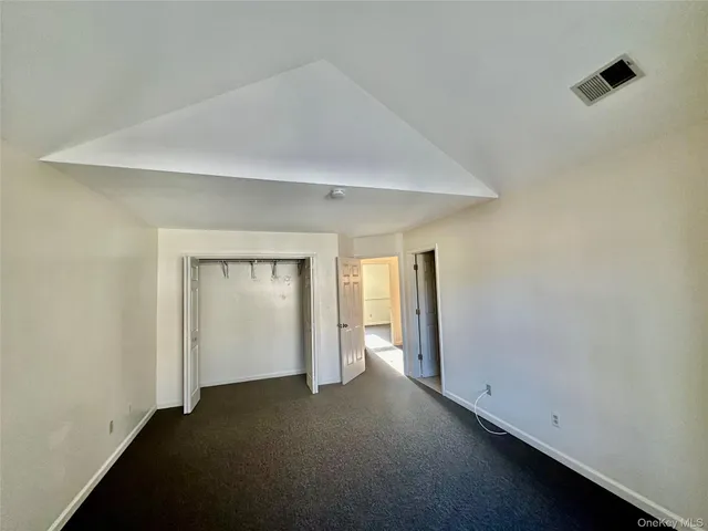 $3,200 | 66 Creekside Circle, Spring Valley, NY 10977