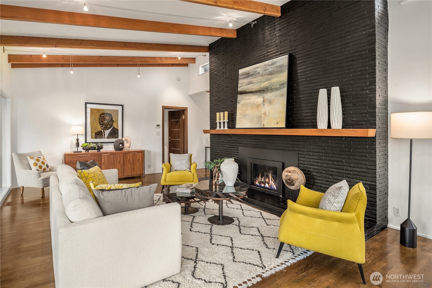 4518 Southwest Director Street Seattle, WA 98136 - Photo 10 of 40 Gallery Image 10