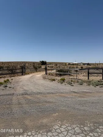 $350,000 | 19610 Gary Lee, El Paso, TX 79938