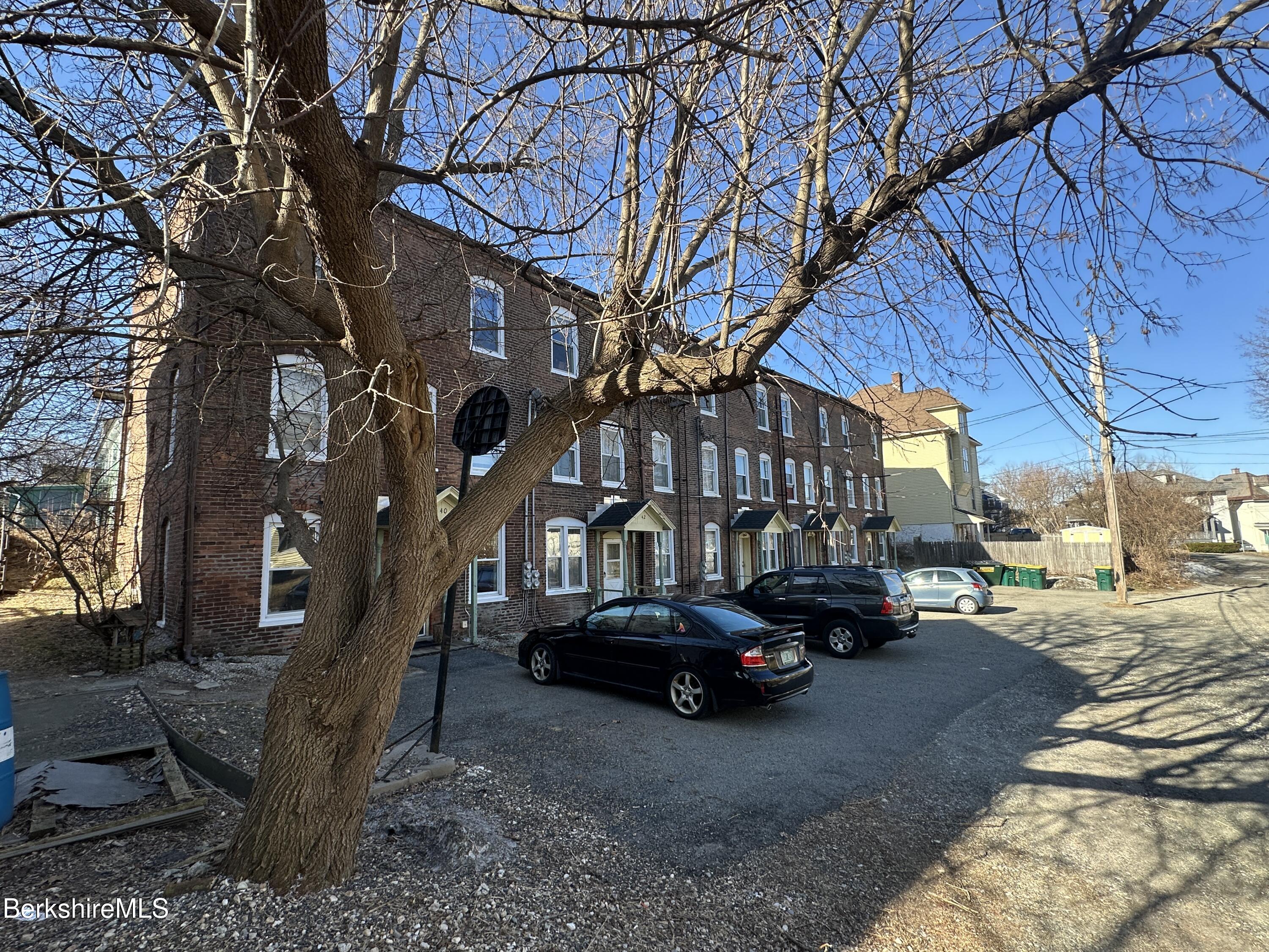 40 Reed Street Pittsfield, MA 01201 - Photo 8 of 28 Rear