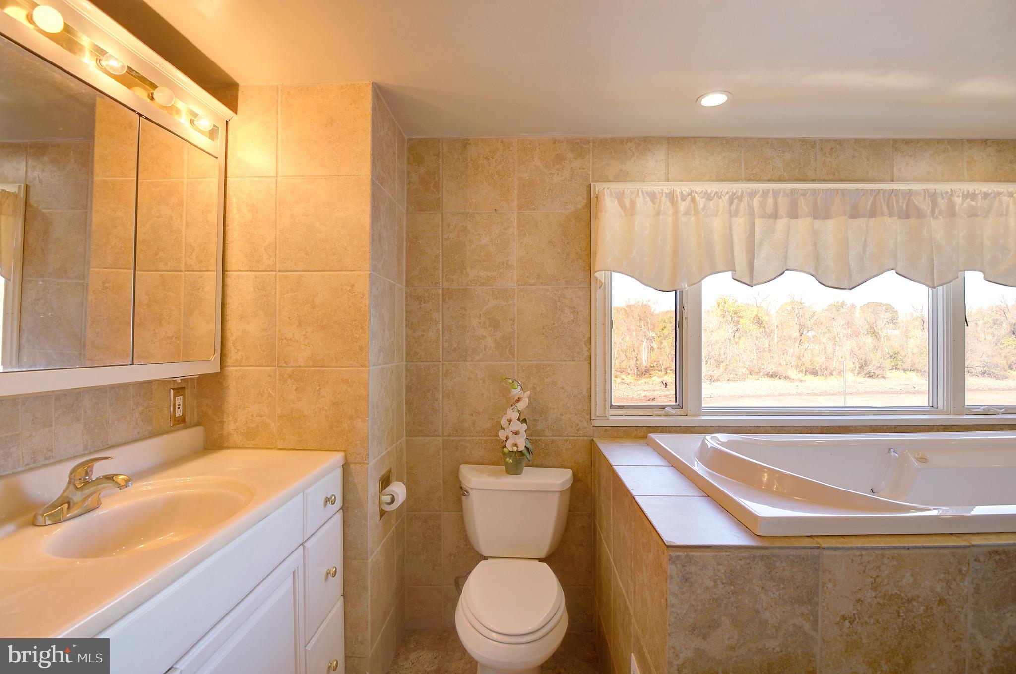 747 Newportville Road Croydon, PA 19021 - Photo 13 of 25 Gallery Image 13