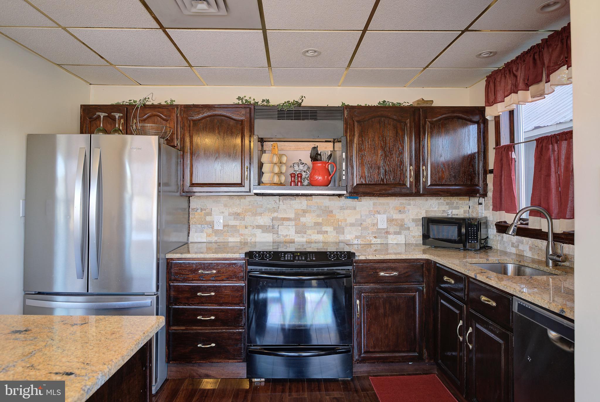 747 Newportville Road Croydon, PA 19021 - Photo 8 of 25 Gallery Image 8