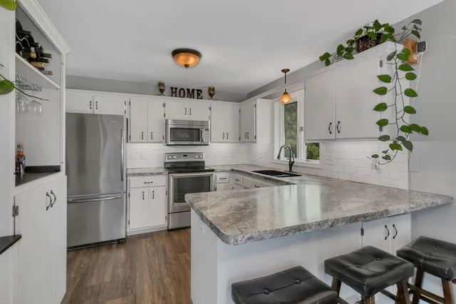 $325,000 | 920 5th Avenue East, Sartell, MN 56377