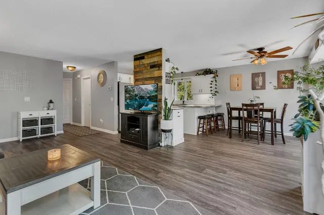 $325,000 | 920 5th Avenue East, Sartell, MN 56377