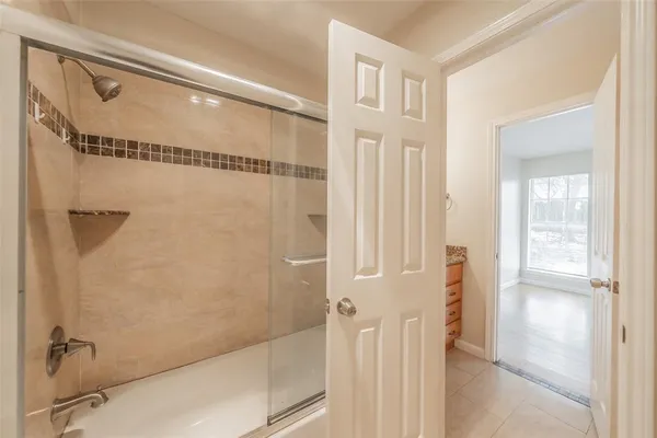 $2,100 | 3812 Indian Wells Drive, Arlington, TX 76017