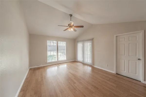 $2,100 | 3812 Indian Wells Drive, Arlington, TX 76017