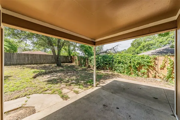 $2,100 | 3812 Indian Wells Drive, Arlington, TX 76017
