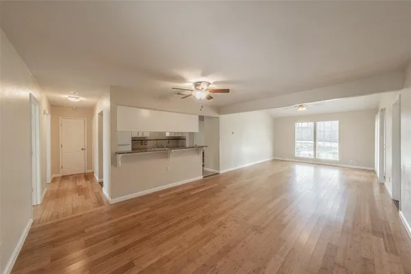 $2,100 | 3812 Indian Wells Drive, Arlington, TX 76017