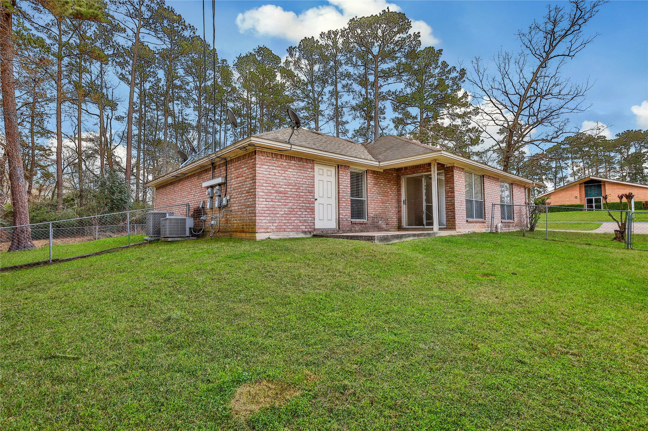 206 Graham Road Huntsville, TX 77340 - Photo 9 of 29