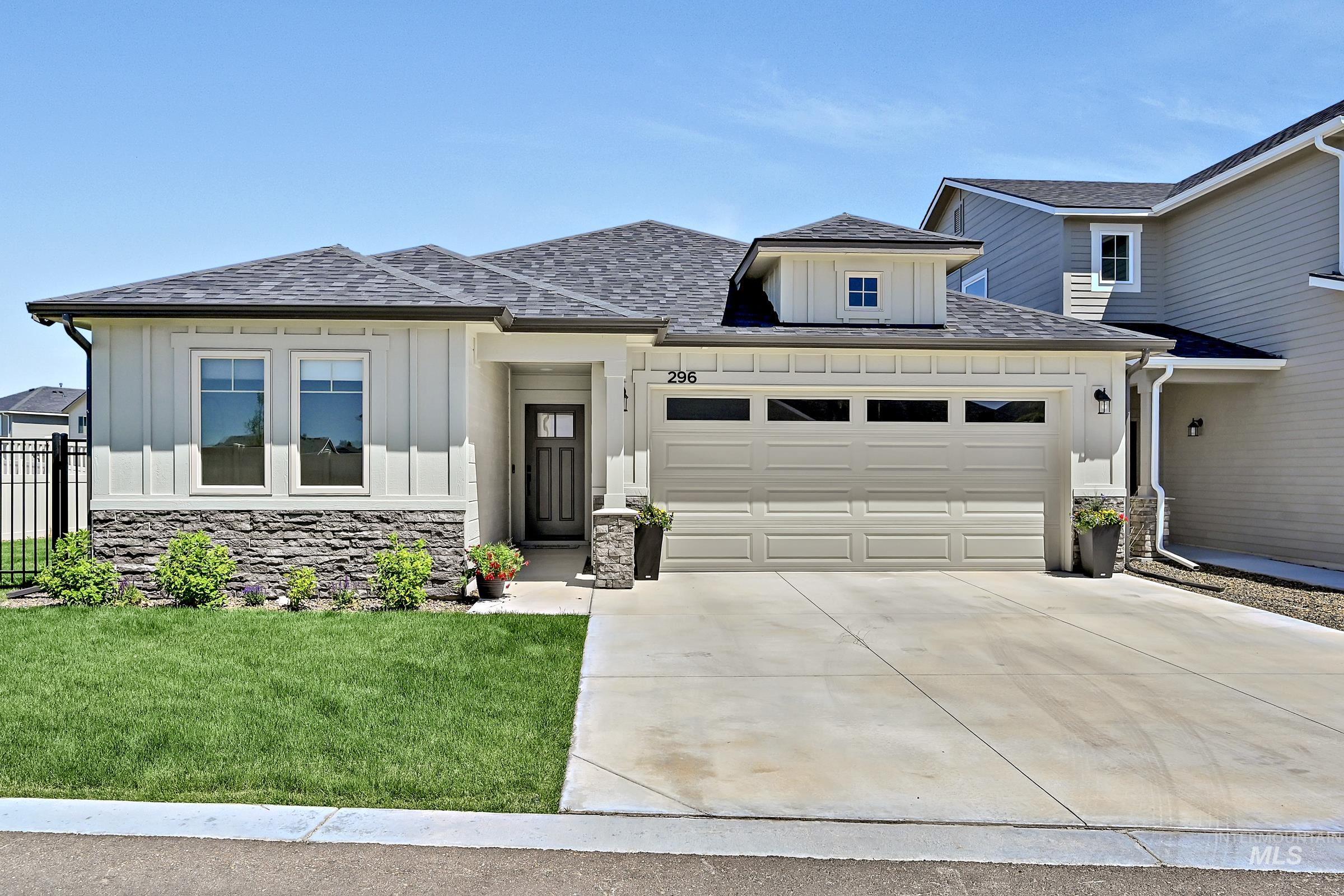 296 West Broyhill Street Meridian, ID 83642 - Photo 1 of 33