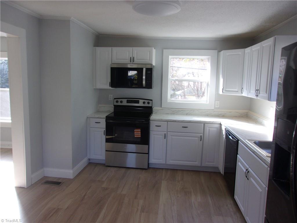 300 West Springfield Road High Point, NC 27263 - Photo 20 of 43