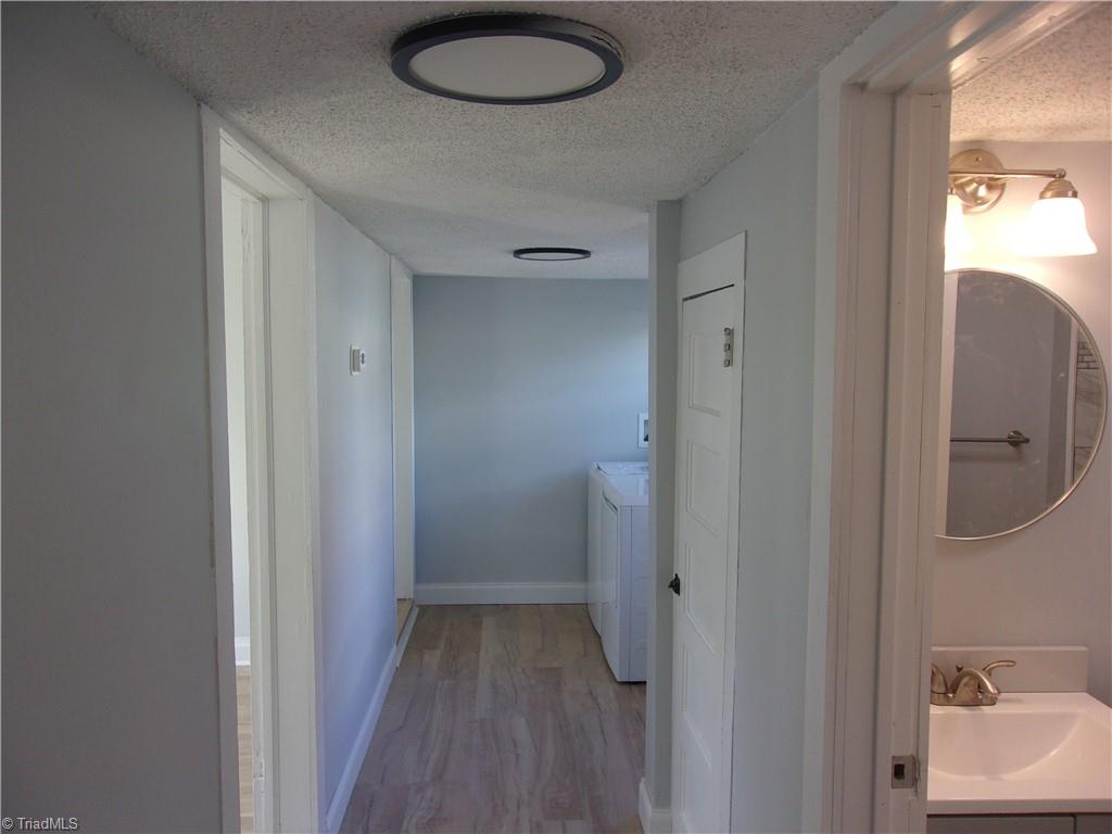 300 West Springfield Road High Point, NC 27263 - Photo 29 of 43