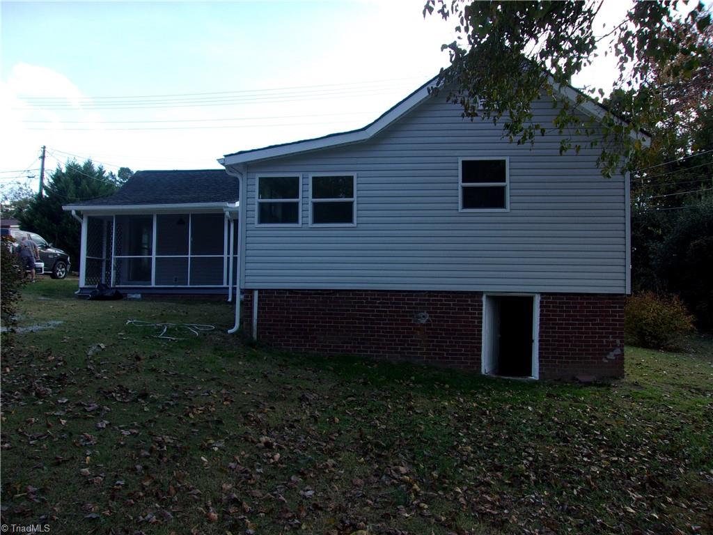 300 West Springfield Road High Point, NC 27263 - Photo 38 of 43
