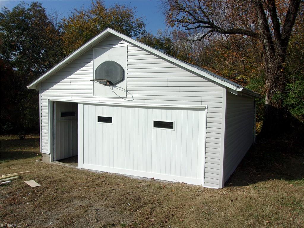 300 West Springfield Road High Point, NC 27263 - Photo 42 of 43