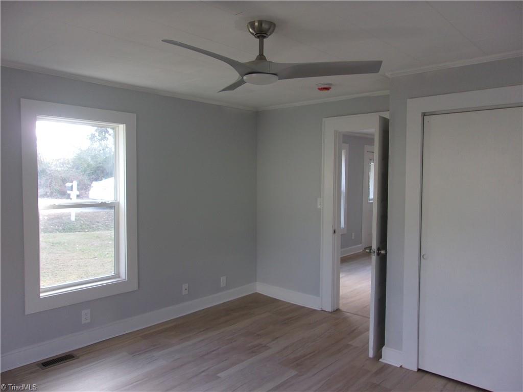 300 West Springfield Road High Point, NC 27263 - Photo 8 of 43