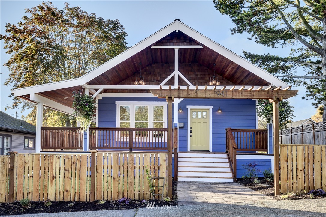 941 North 77th Street Seattle, WA 98103 - Photo 1 of 23 Gallery Image 1