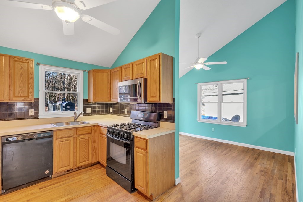 259 Davis Road Ashby, MA 01431 - Photo 14 of 36 Gallery Image 14