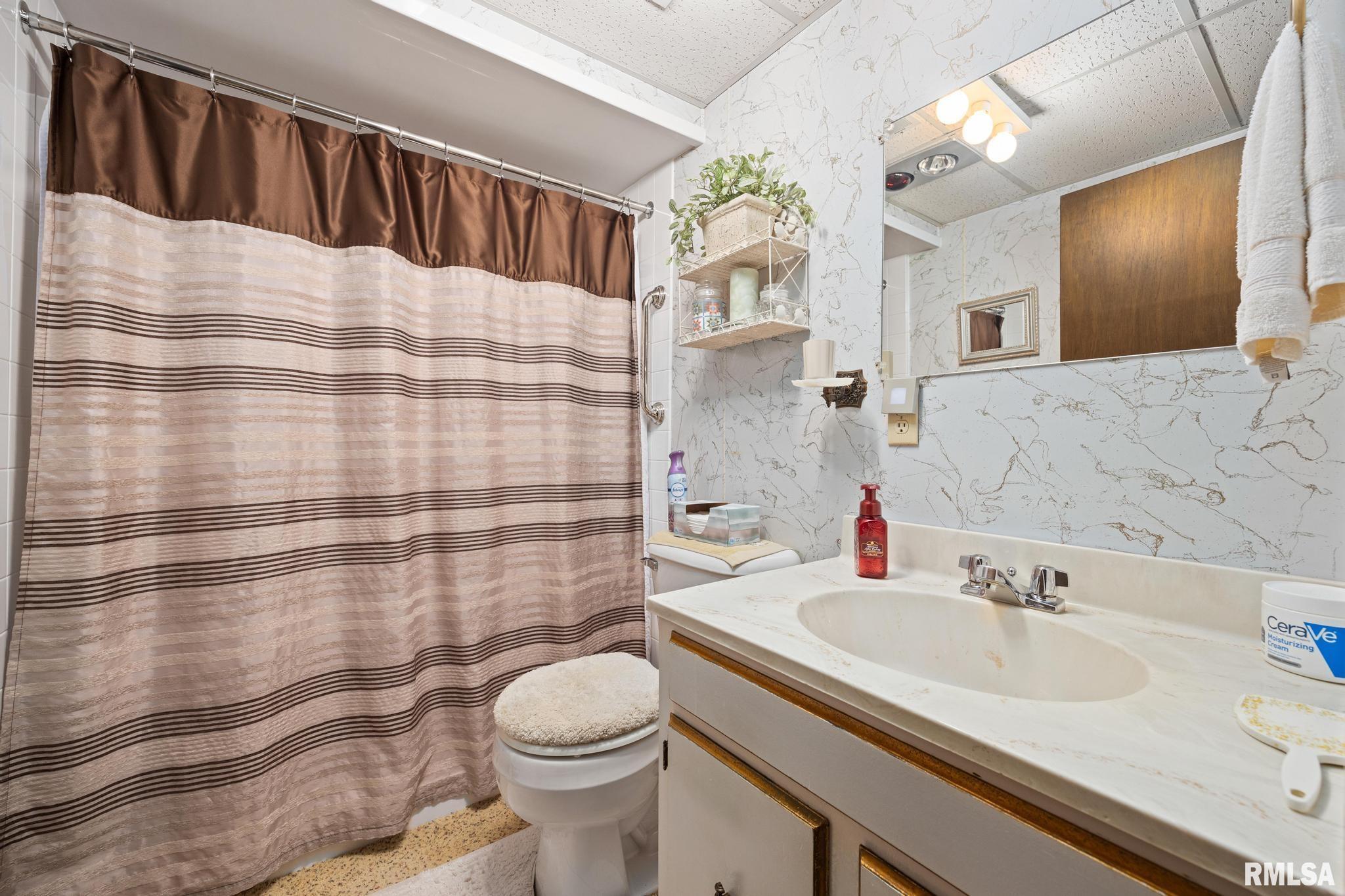 200 Bess Street Washington, IL 61571 - Photo 24 of 31