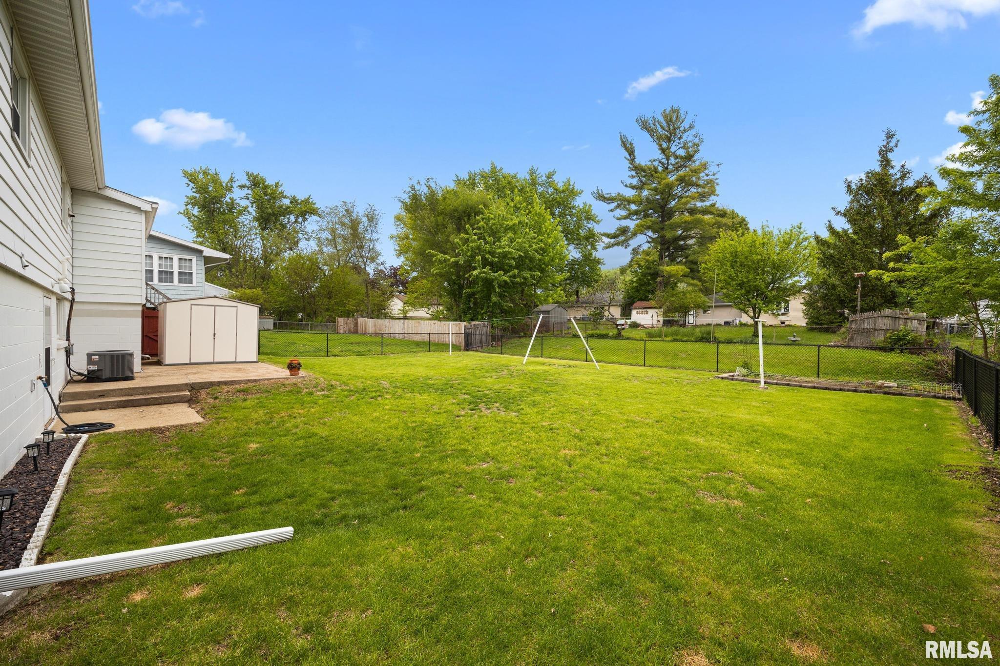 200 Bess Street Washington, IL 61571 - Photo 29 of 31