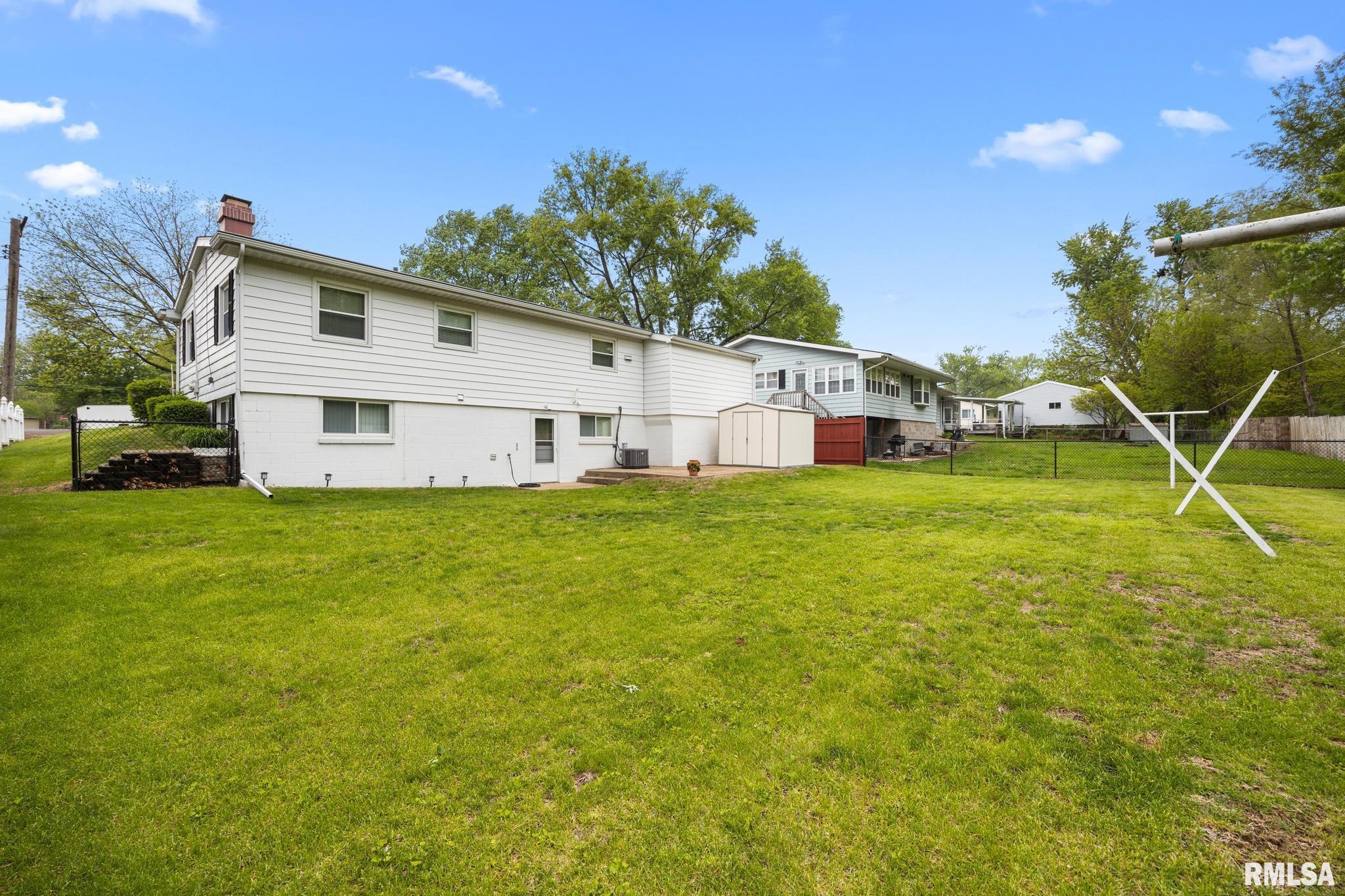 200 Bess Street Washington, IL 61571 - Photo 30 of 31