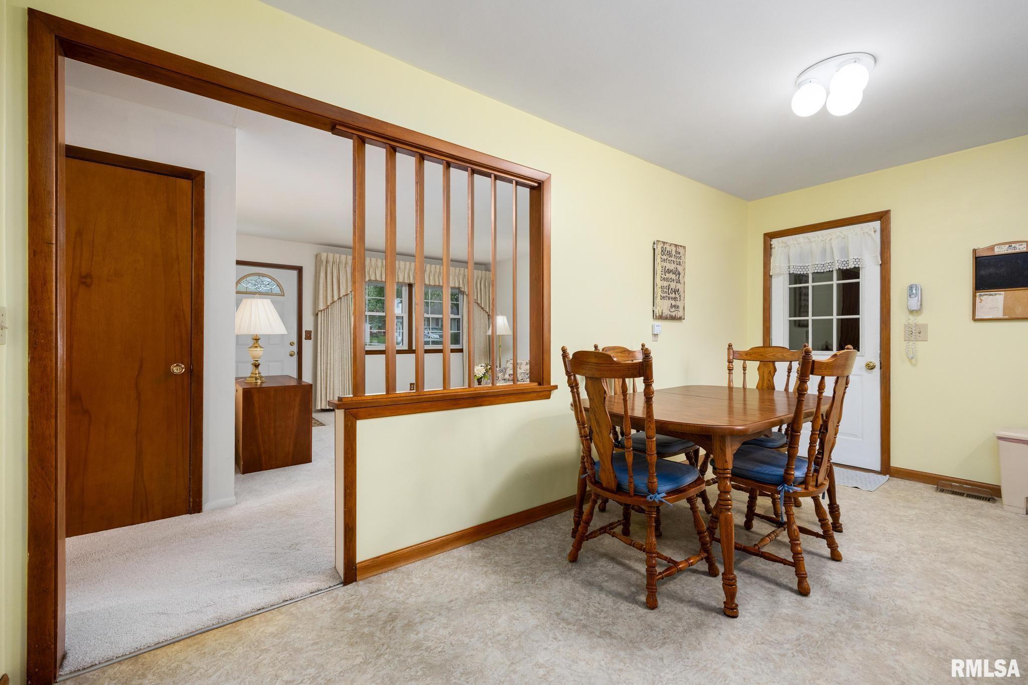 200 Bess Street Washington, IL 61571 - Photo 8 of 31