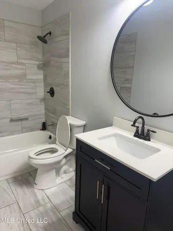 $185,000 | 5813 Laurie Drive, Horn Lake, MS 38637