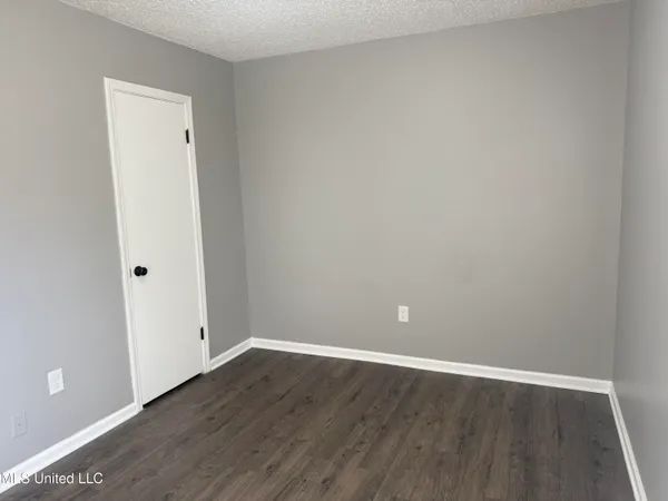 $185,000 | 5813 Laurie Drive, Horn Lake, MS 38637