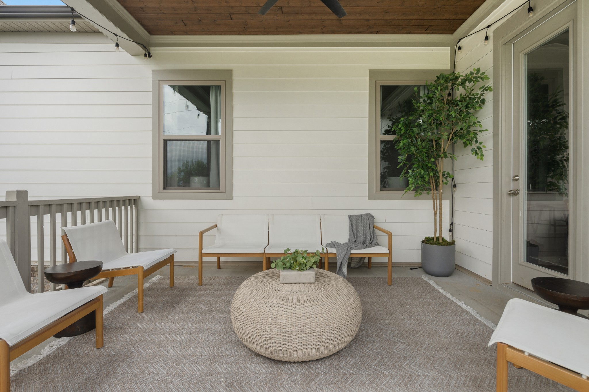 449 River Bluff Drive Franklin, TN 37064 - Photo 44 of 51 a living room with furniture and a potted plant