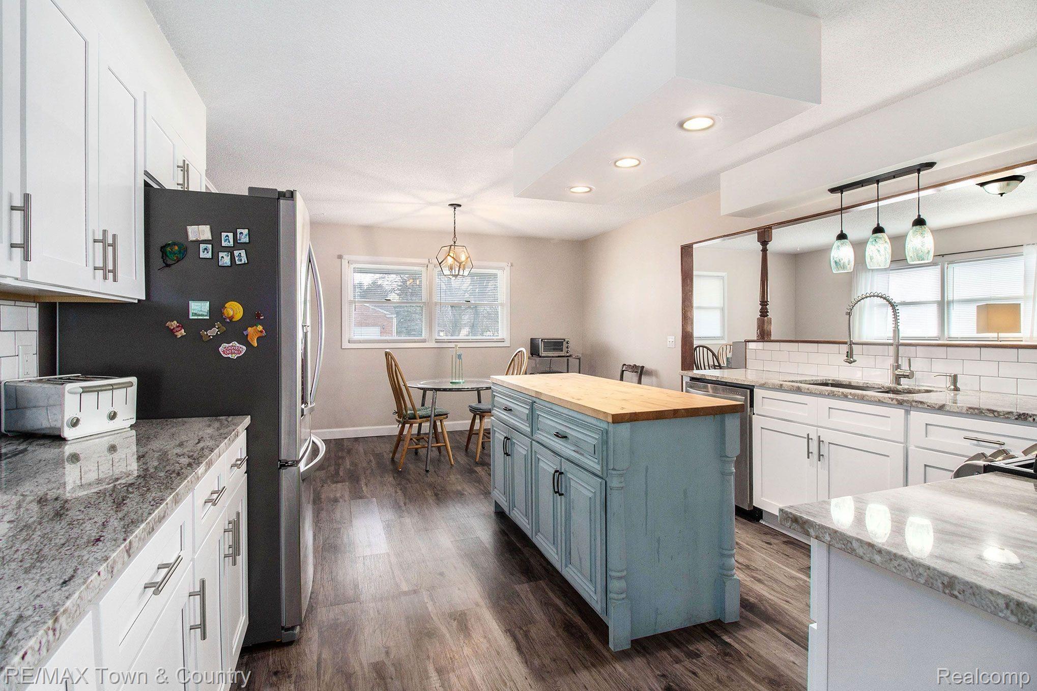 1037 Springview Drive Flushing, MI 48433 - Photo 7 of 24 sv kit 1.jpeg