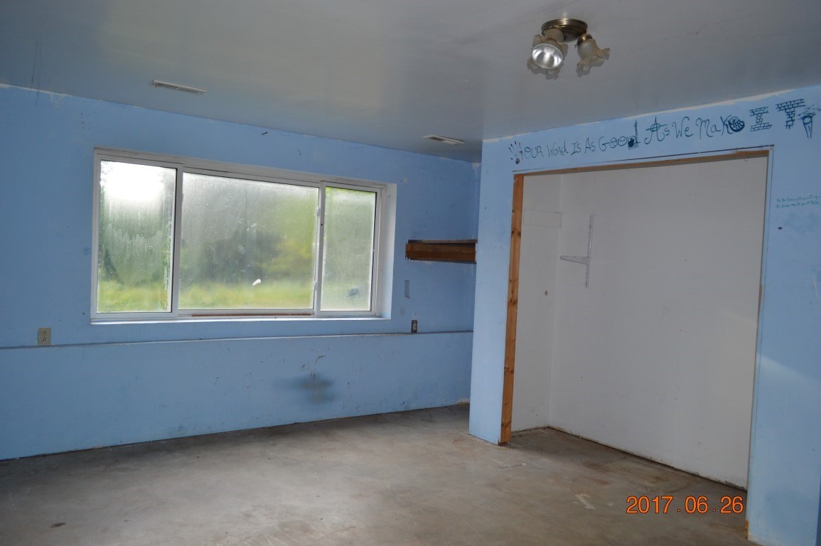 37112 North Rabe Road Elk, WA 99009 - Photo 16 of 20 Gallery Image 16