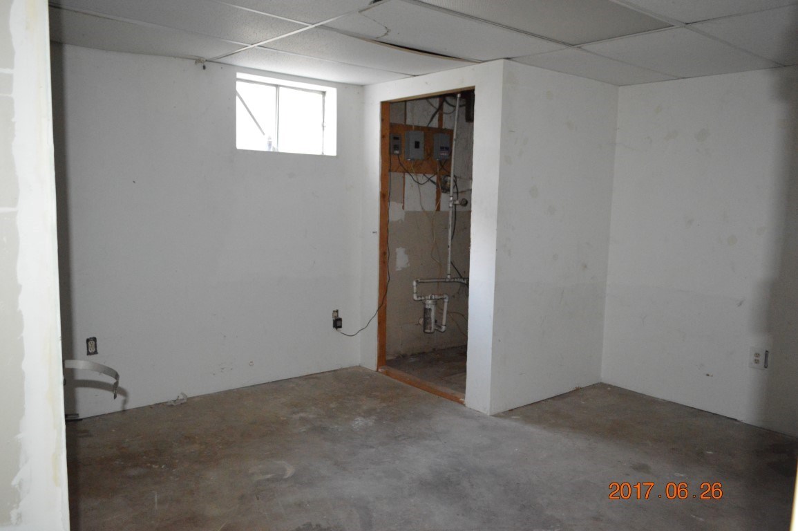 37112 North Rabe Road Elk, WA 99009 - Photo 17 of 20 Gallery Image 17