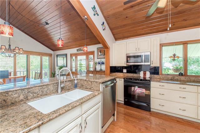 20372 Fairway Drive Springfield, LA 70462 - Photo 38 of 60