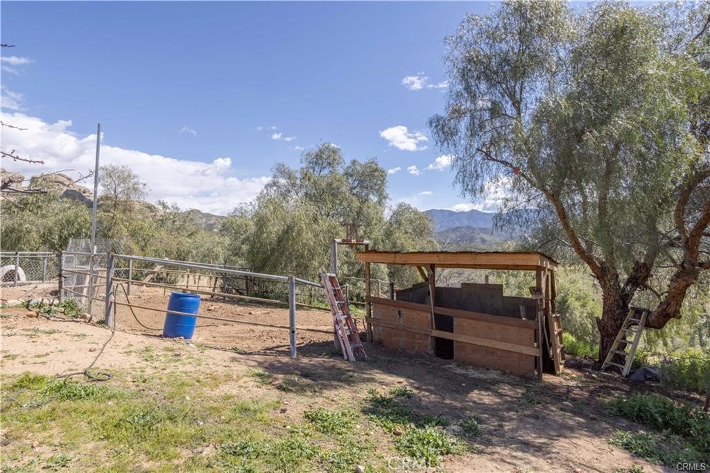 30090 Briggs Road Agua Dulce, CA 91390 - Photo 19 of 23 a view of outdoor space and city view
