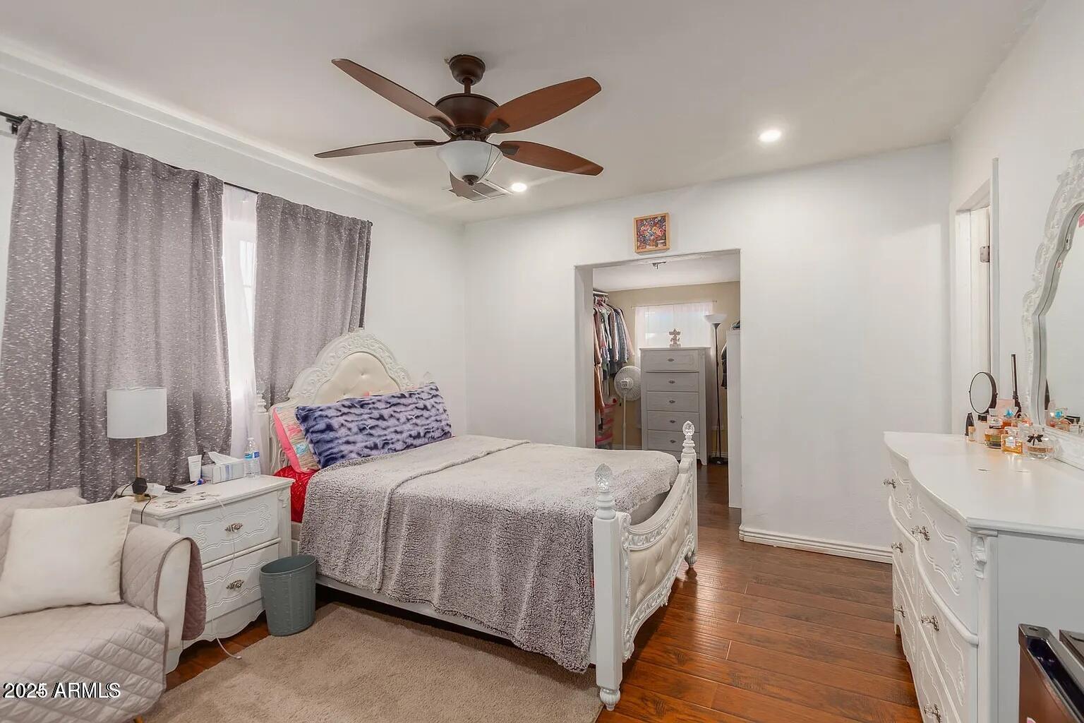 3121 West Greenway Road Phoenix, AZ 85053 - Photo 23 of 32 23 - Bedroom 3