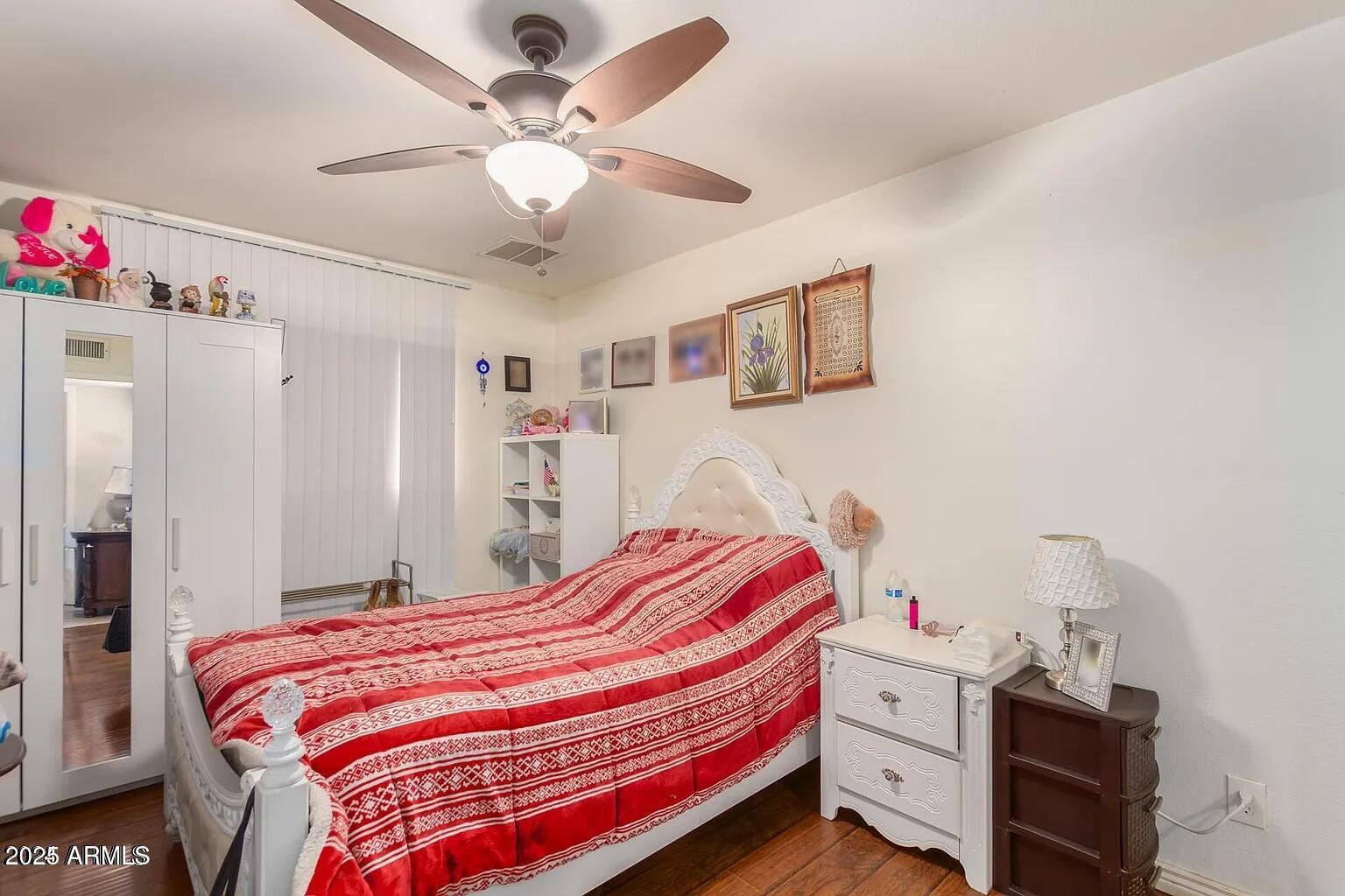 3121 West Greenway Road Phoenix, AZ 85053 - Photo 27 of 32 27 - Bedroom 4