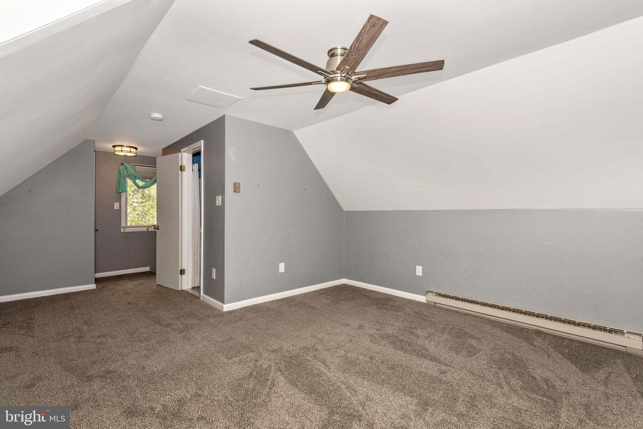 18131 New Cut Road Mount Airy, MD 21771 - Photo 23 of 69 Large bedroom room could be an law suite