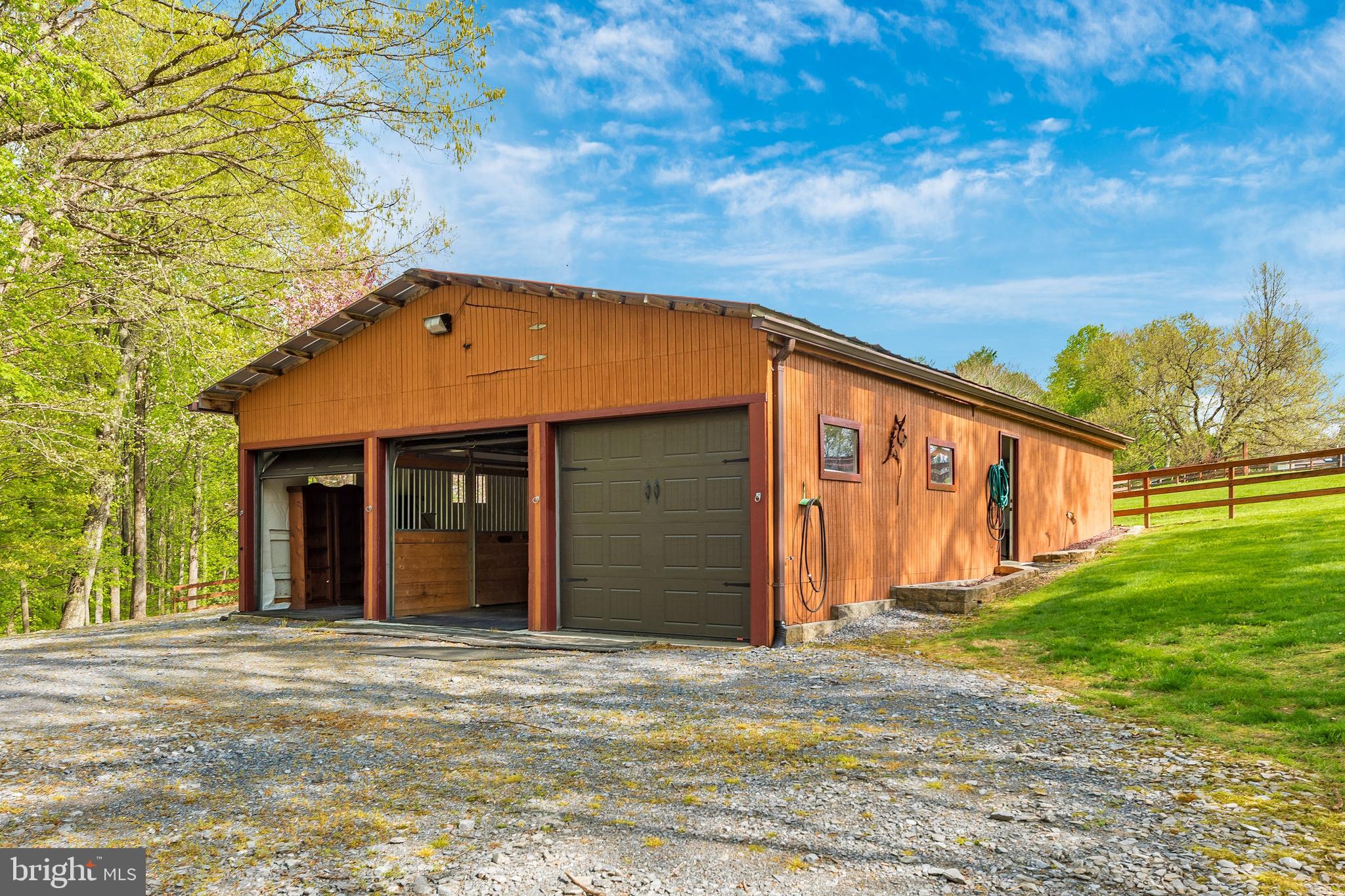 18131 New Cut Road Mount Airy, MD 21771 - Photo 40 of 69 Large parking area around garage