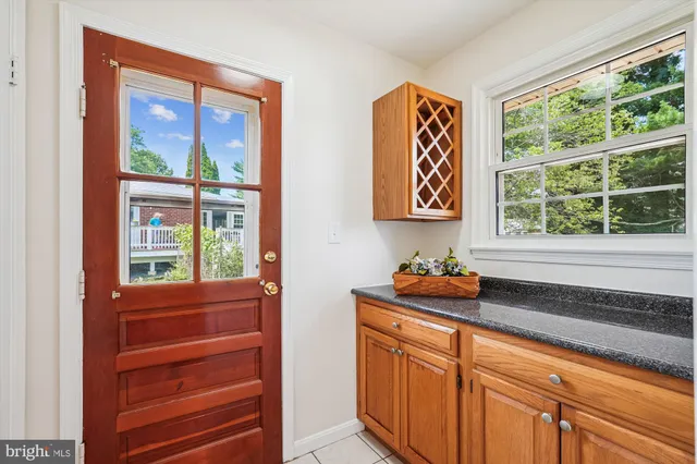 $795,900 | 18921 Clover Hill Lane, Olney, MD 20832