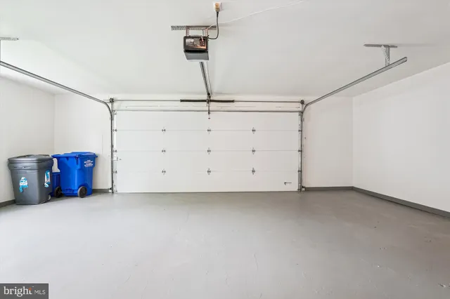 $795,900 | 18921 Clover Hill Lane, Olney, MD 20832