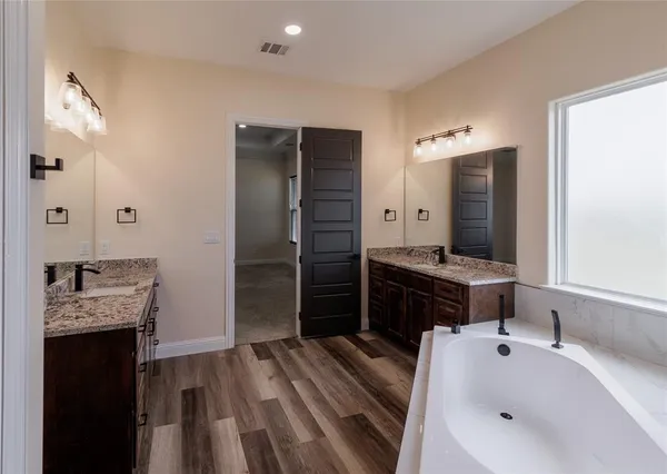 $655,000 | 1290 County Road 2175, Decatur, TX 76234