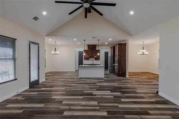 $655,000 | 1290 County Road 2175, Decatur, TX 76234