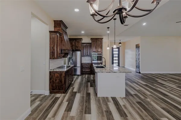 $655,000 | 1290 County Road 2175, Decatur, TX 76234