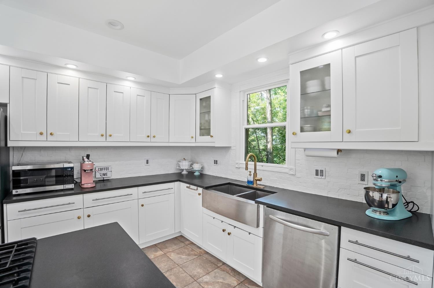 506 Boal Street Cincinnati, OH 45202 - Photo 28 of 69
