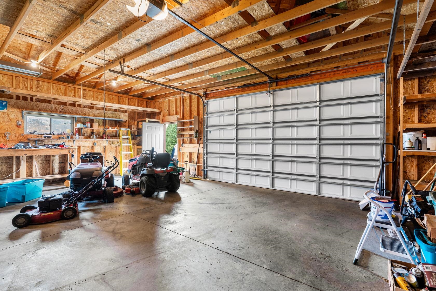 3747 Stream Road Green Bay, WI 54313 - Photo 39 of 48 Gallery Image 39